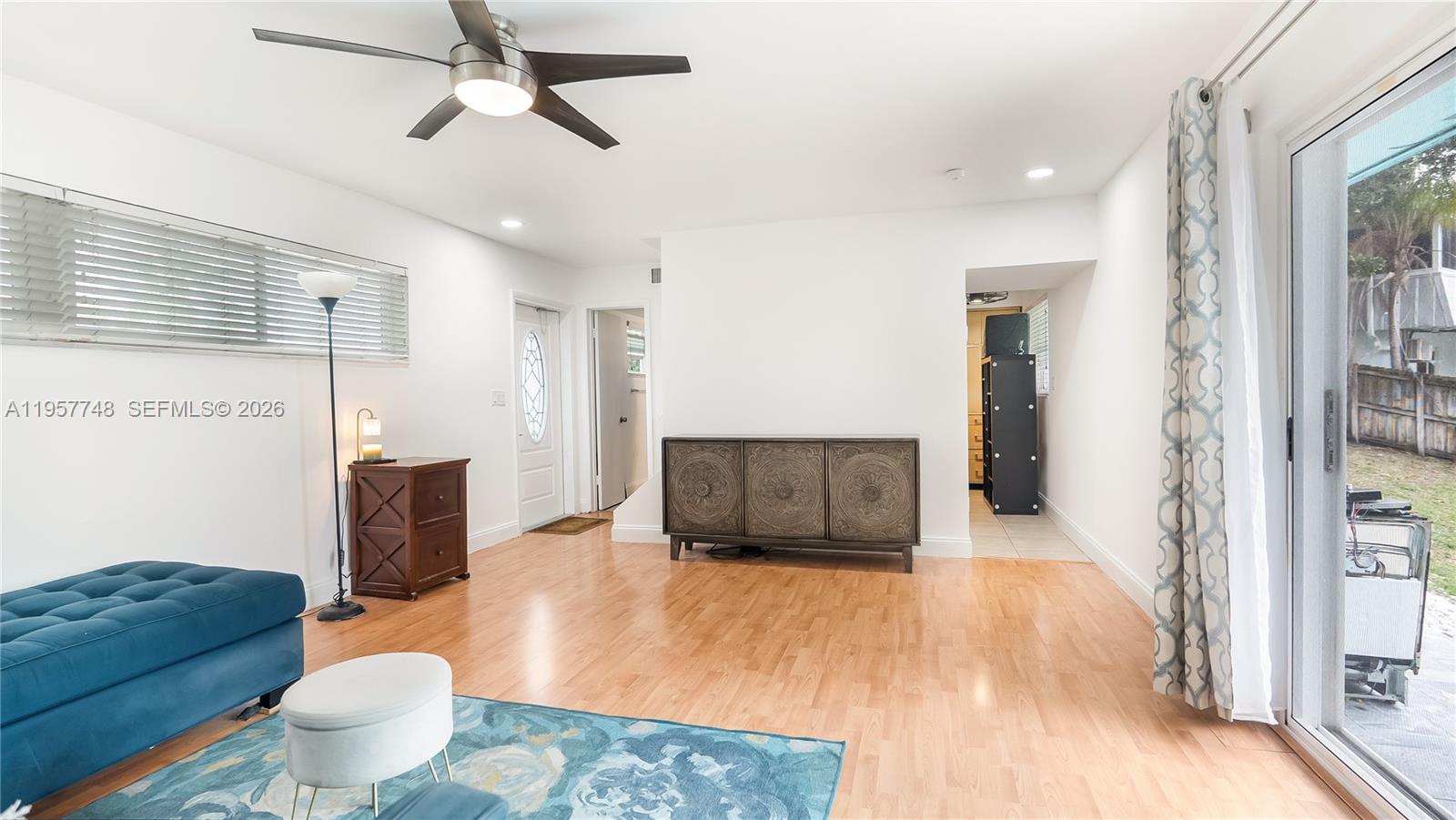 KIMBERLY LAKE VILLAS - Residential