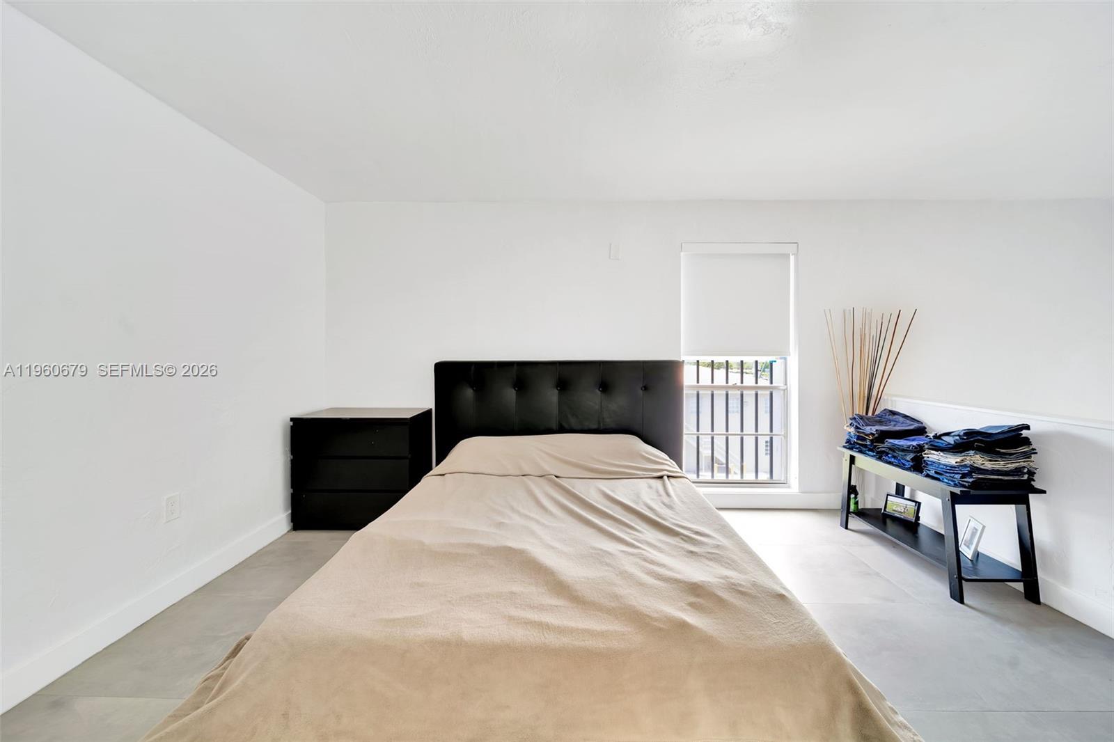 DADELAND GROVE CONDO - Residential