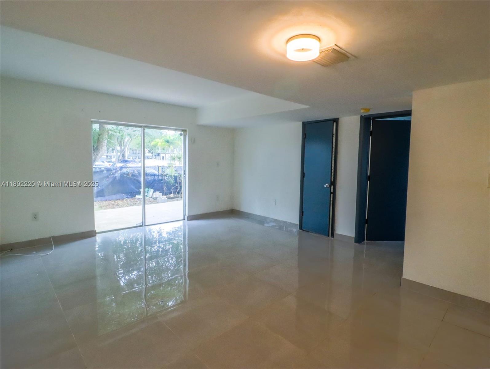 FOREST GREEN CONDO - Residential