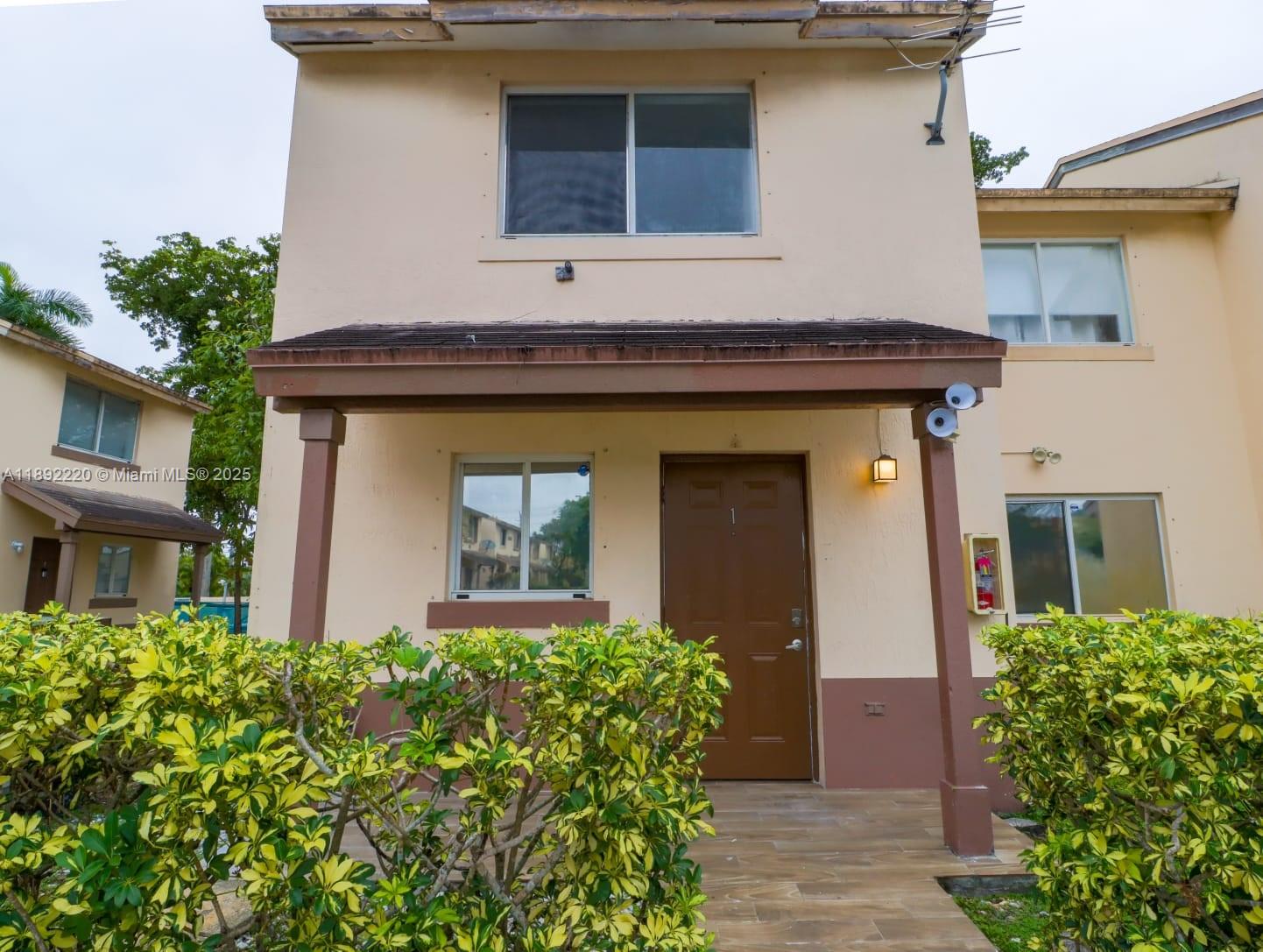 FOREST GREEN CONDO - Residential