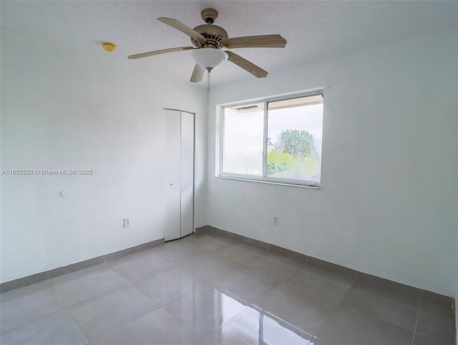 FOREST GREEN CONDO - Residential