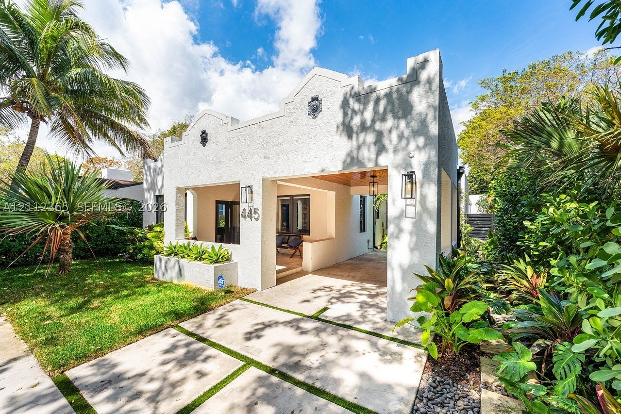 445 NE 76th St