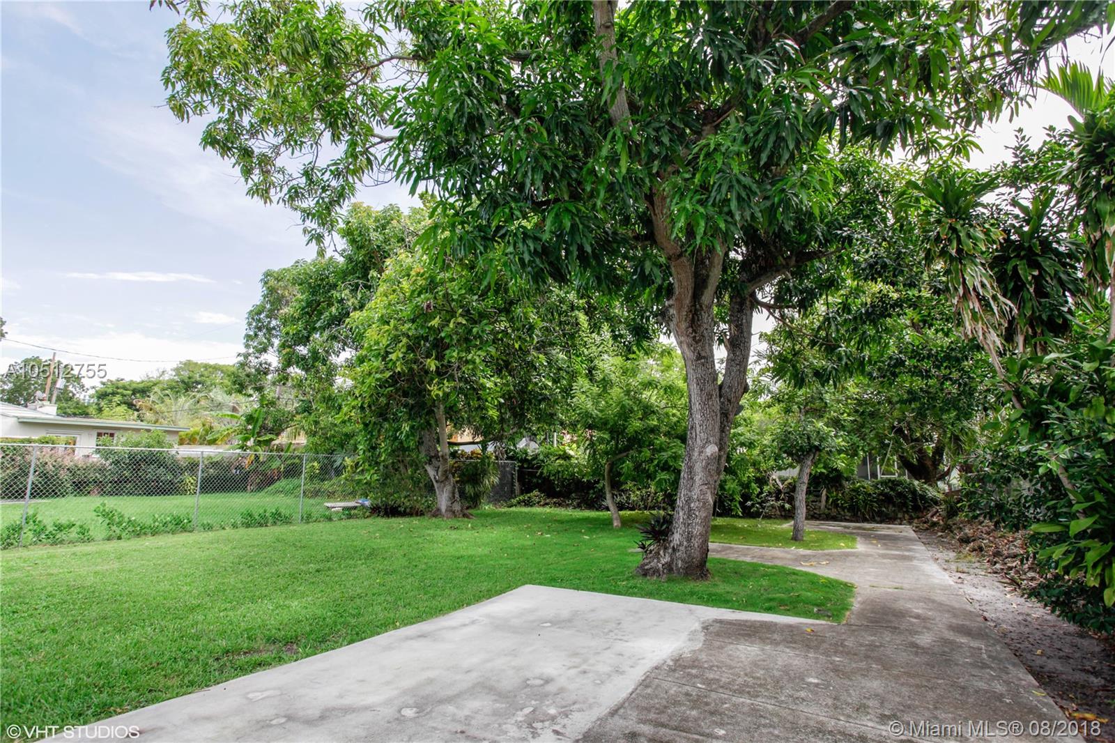 BRICKELL ESTATES - Residential