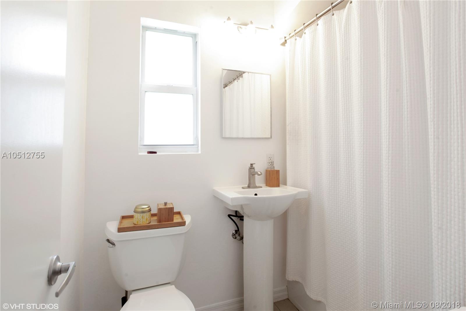 BRICKELL ESTATES - Residential