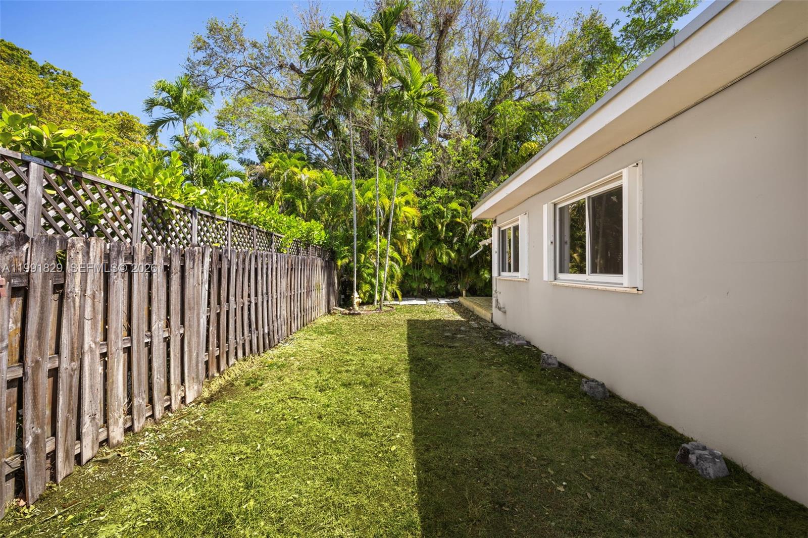 SILVER BLUFF BUSINESS CEN - Residential Lease