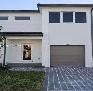 Rental Property at 5060 Sw 37th 5060, Pembroke Park, Broward County, Florida - Bedrooms: 3 
Bathrooms: 3  - $3,000 MO.