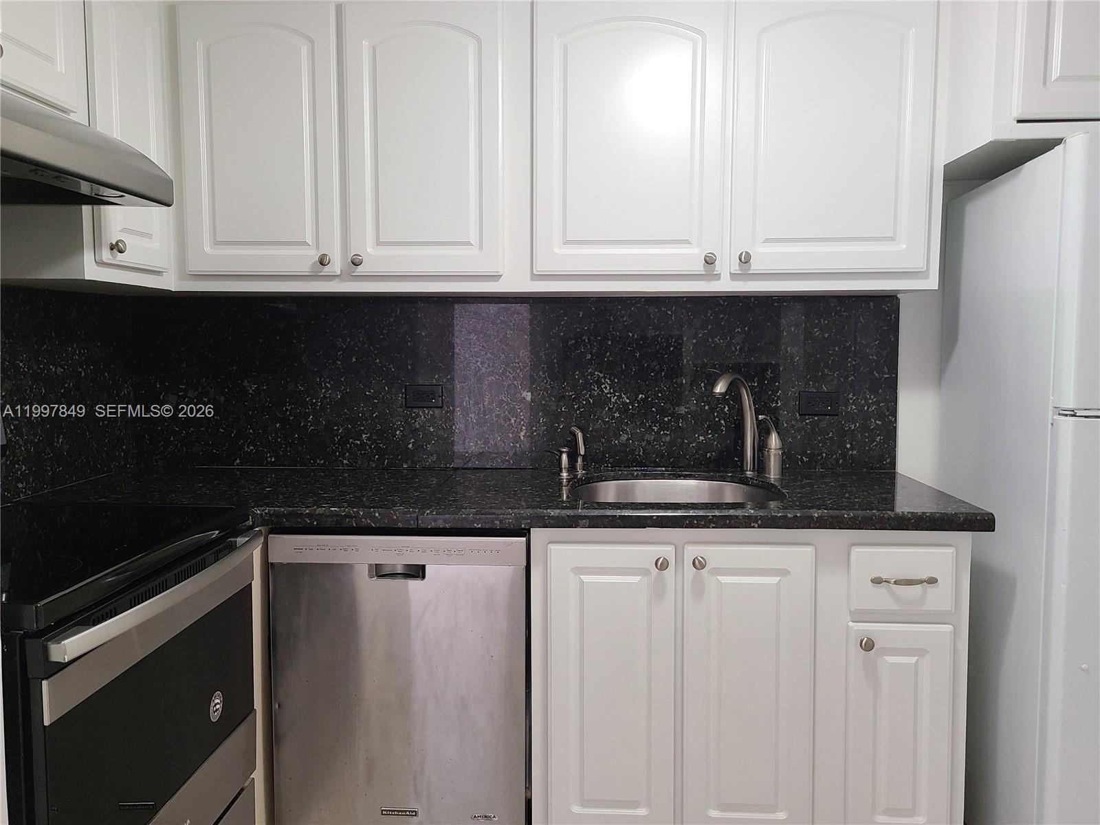 FOUR AMBASSADORS CONDO PH - Residential Lease