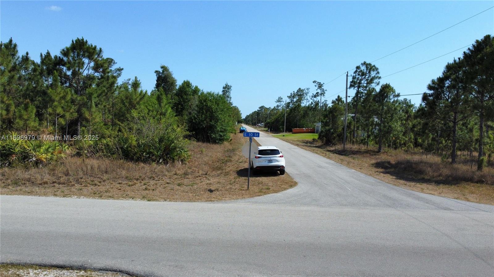 Lee County Unincorporated - Land