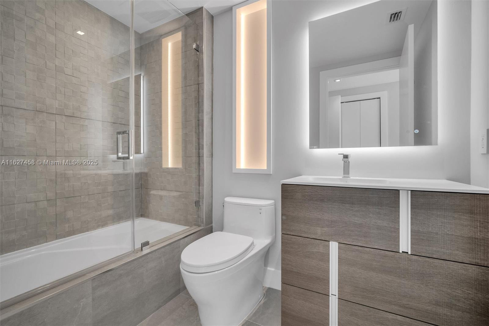 JADE BEACH CONDO - Residential