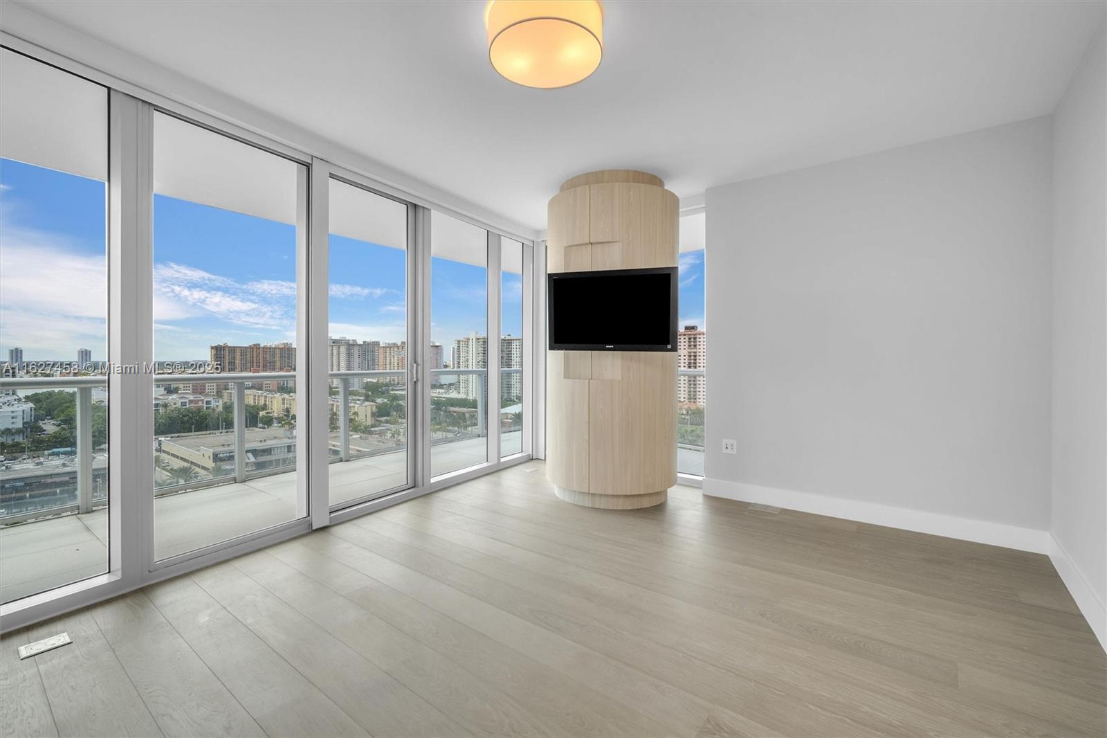 JADE BEACH CONDO - Residential