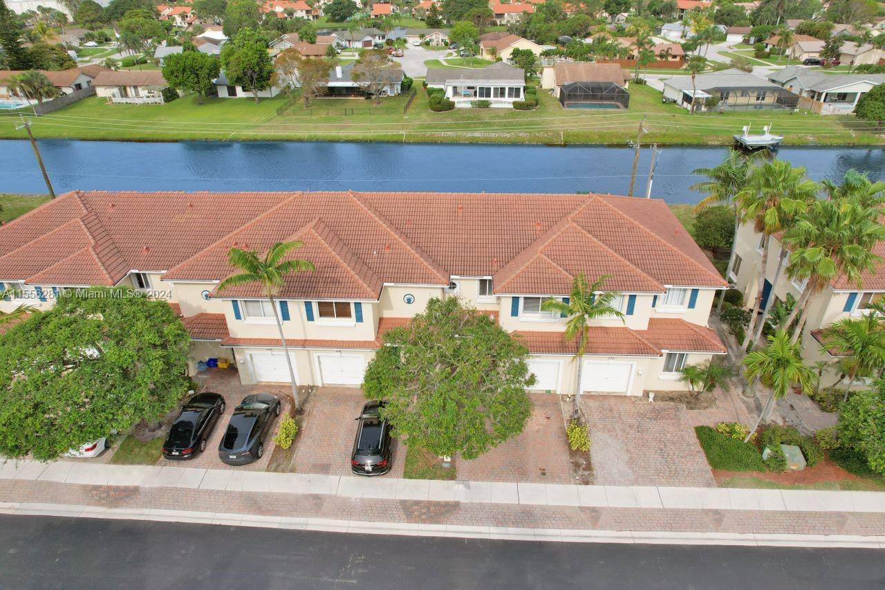 Rental Property at 2762 S Evergreen Cir Cir 2762, Boynton Beach, Palm Beach County, Florida - Bedrooms: 3 
Bathrooms: 3  - $2,900 MO.
