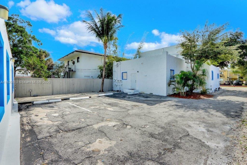 505 SE 20th St 1-5