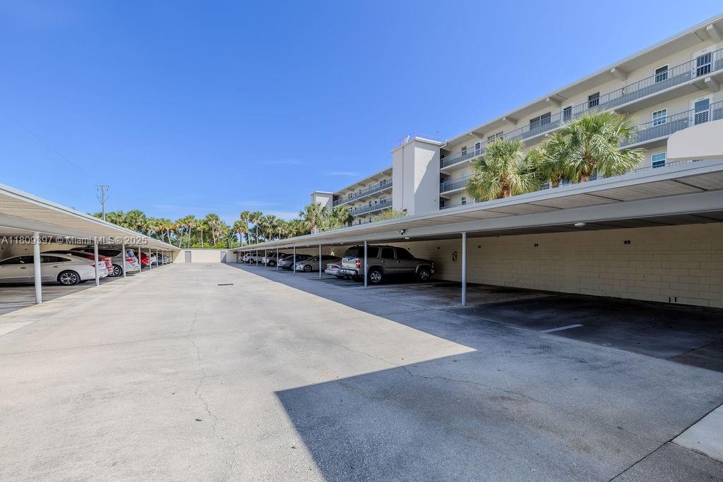 RIVERVIEW - Residential