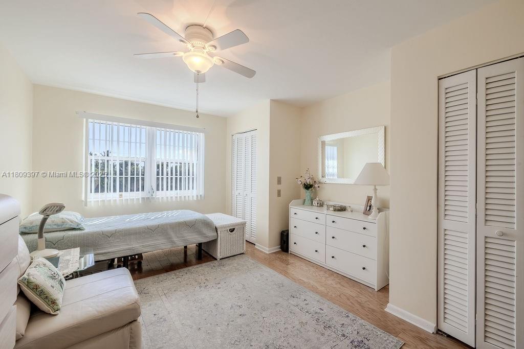 RIVERVIEW - Residential