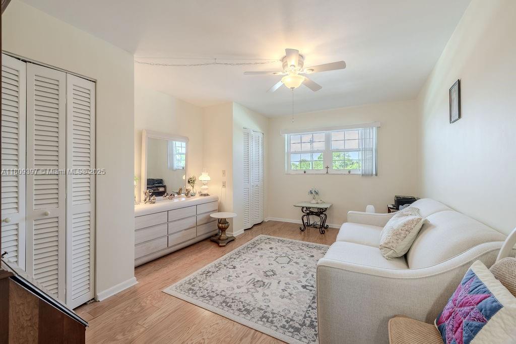 RIVERVIEW - Residential