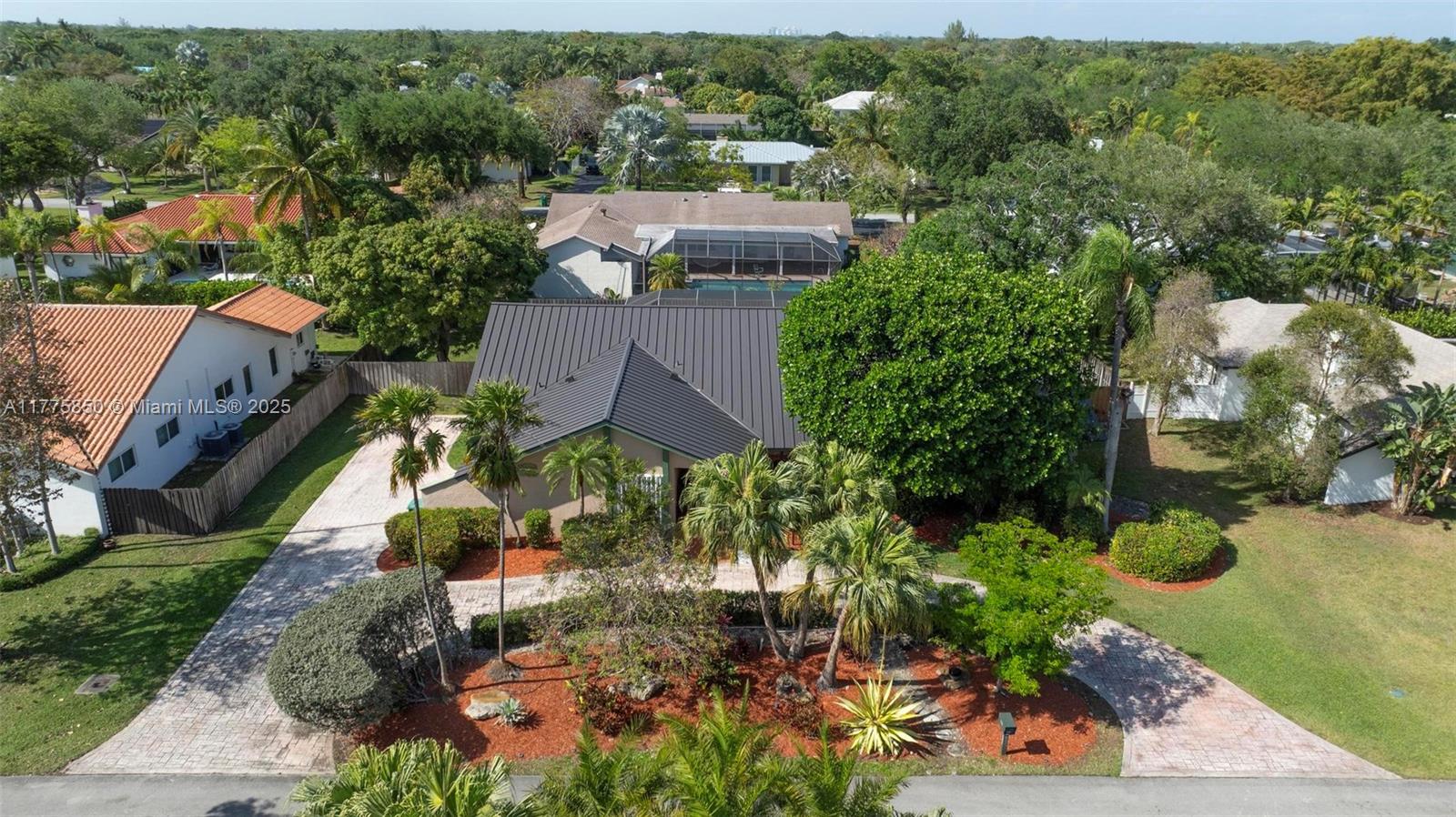 Property for Sale at 7721 Sw 181st Ter, Palmetto Bay, Miami-Dade County, Florida - Bedrooms: 4 
Bathrooms: 3  - $1,250,000