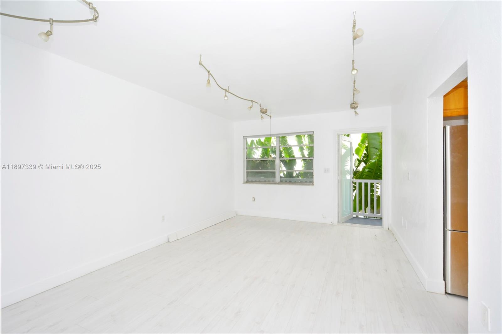 344 MERIDIAN AVE CONDO - Residential