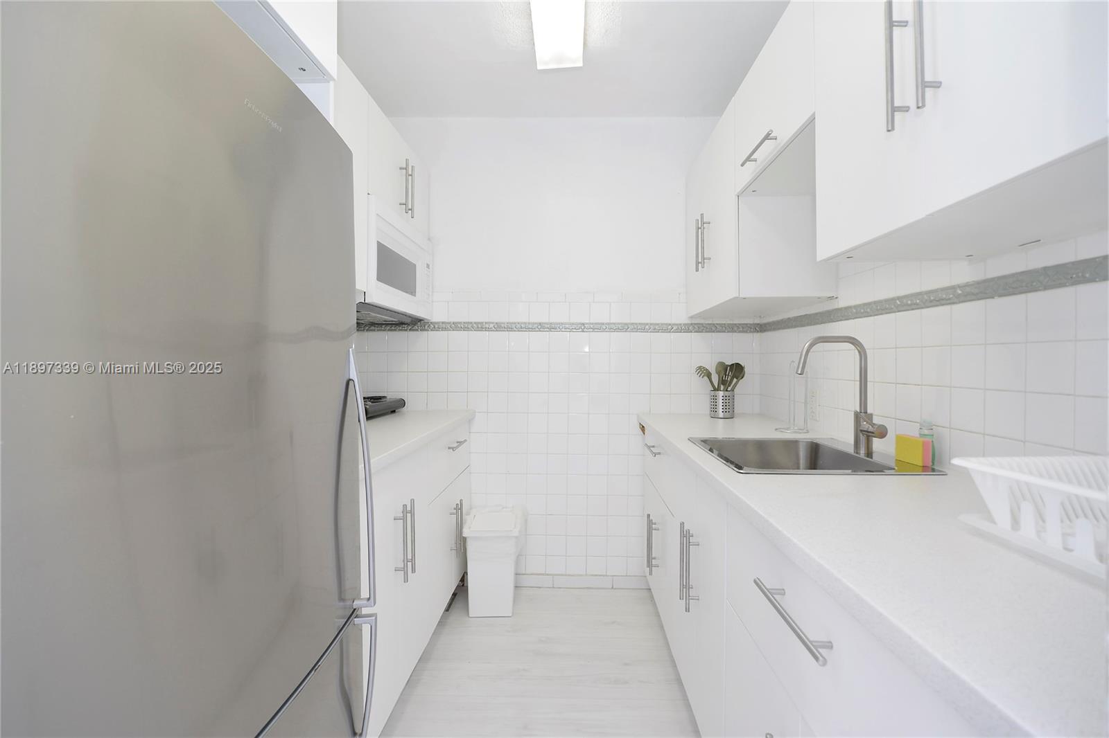 344 MERIDIAN AVE CONDO - Residential