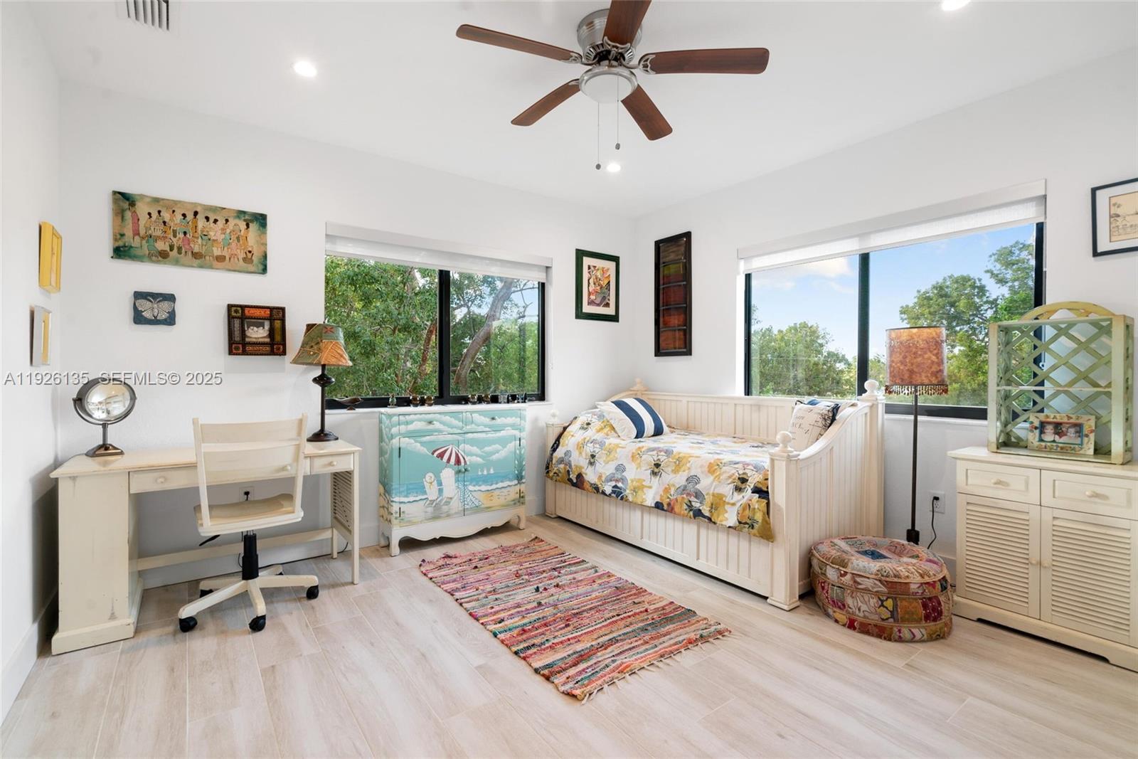 Twin Lakes - Residential