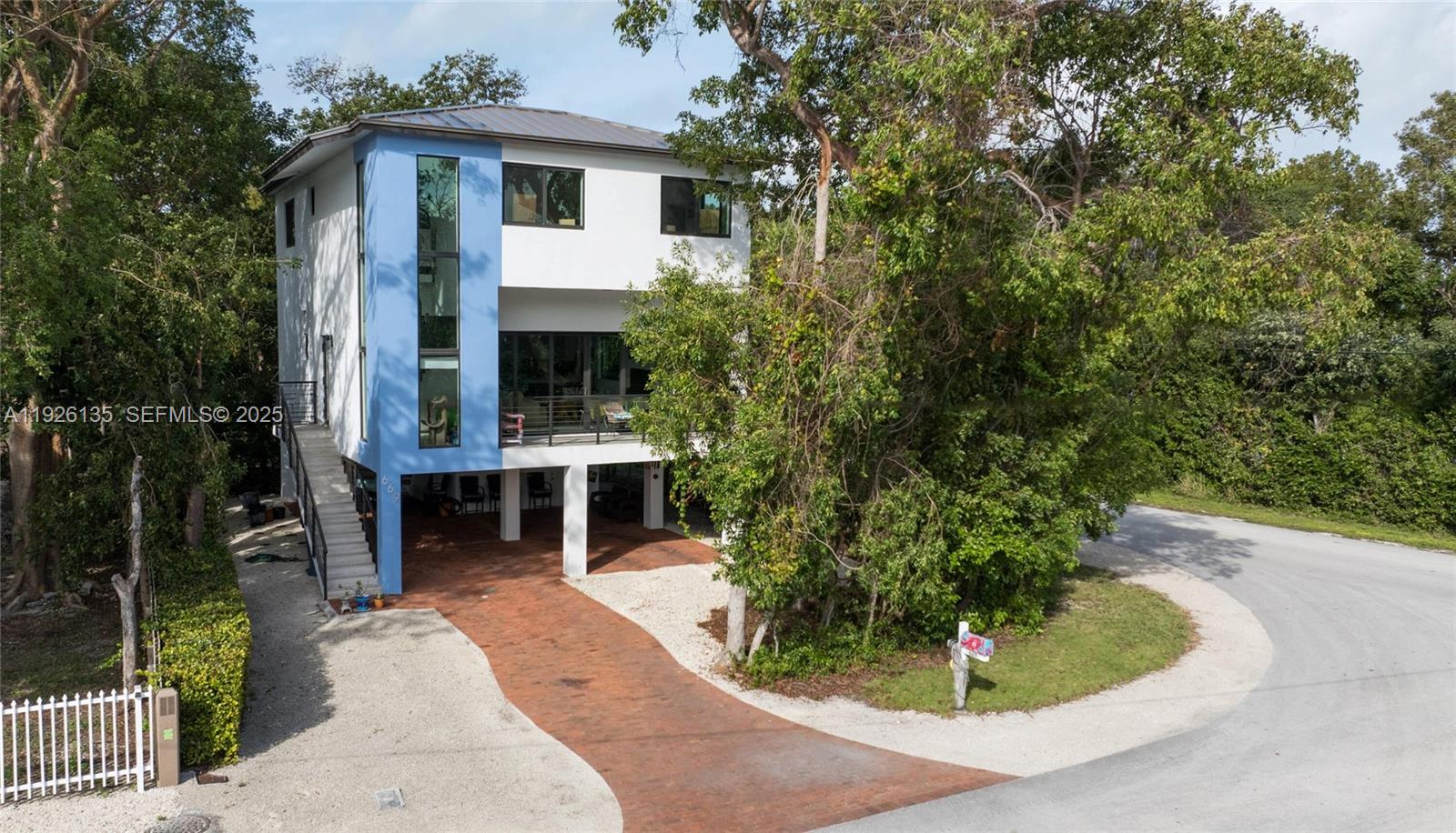 Twin Lakes - Residential