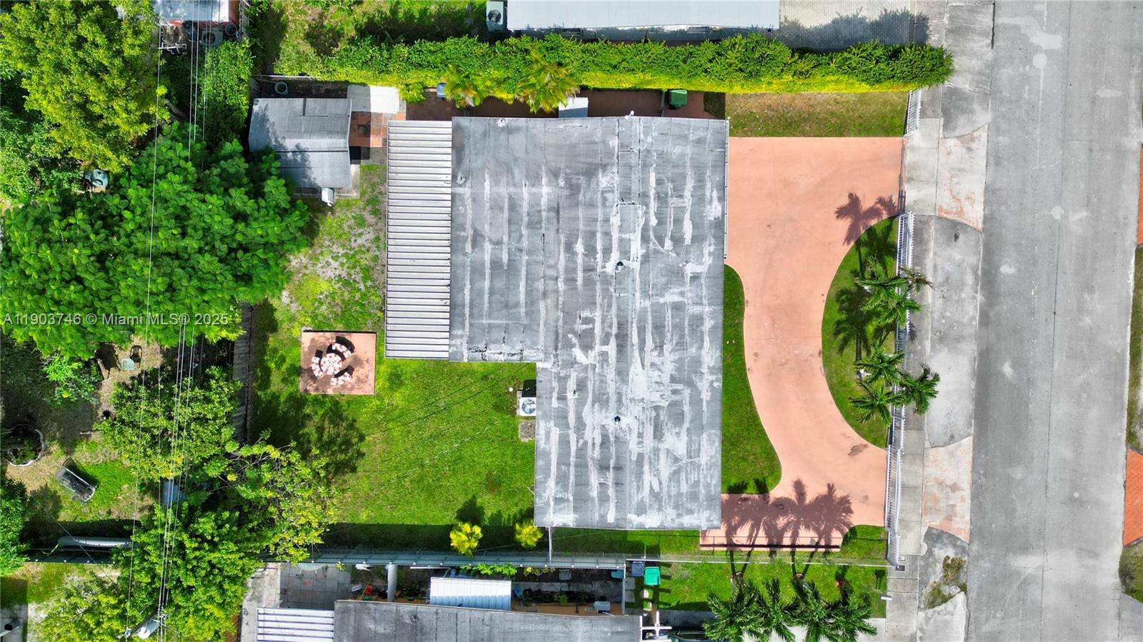 LEE MANOR 2ND ADDN - Residential