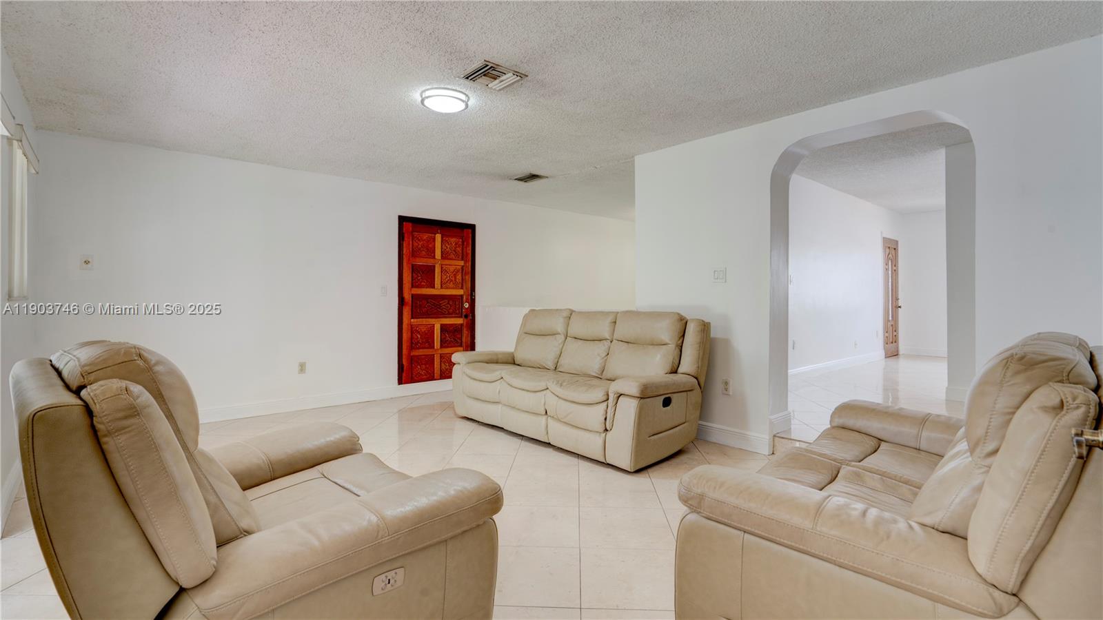 LEE MANOR 2ND ADDN - Residential