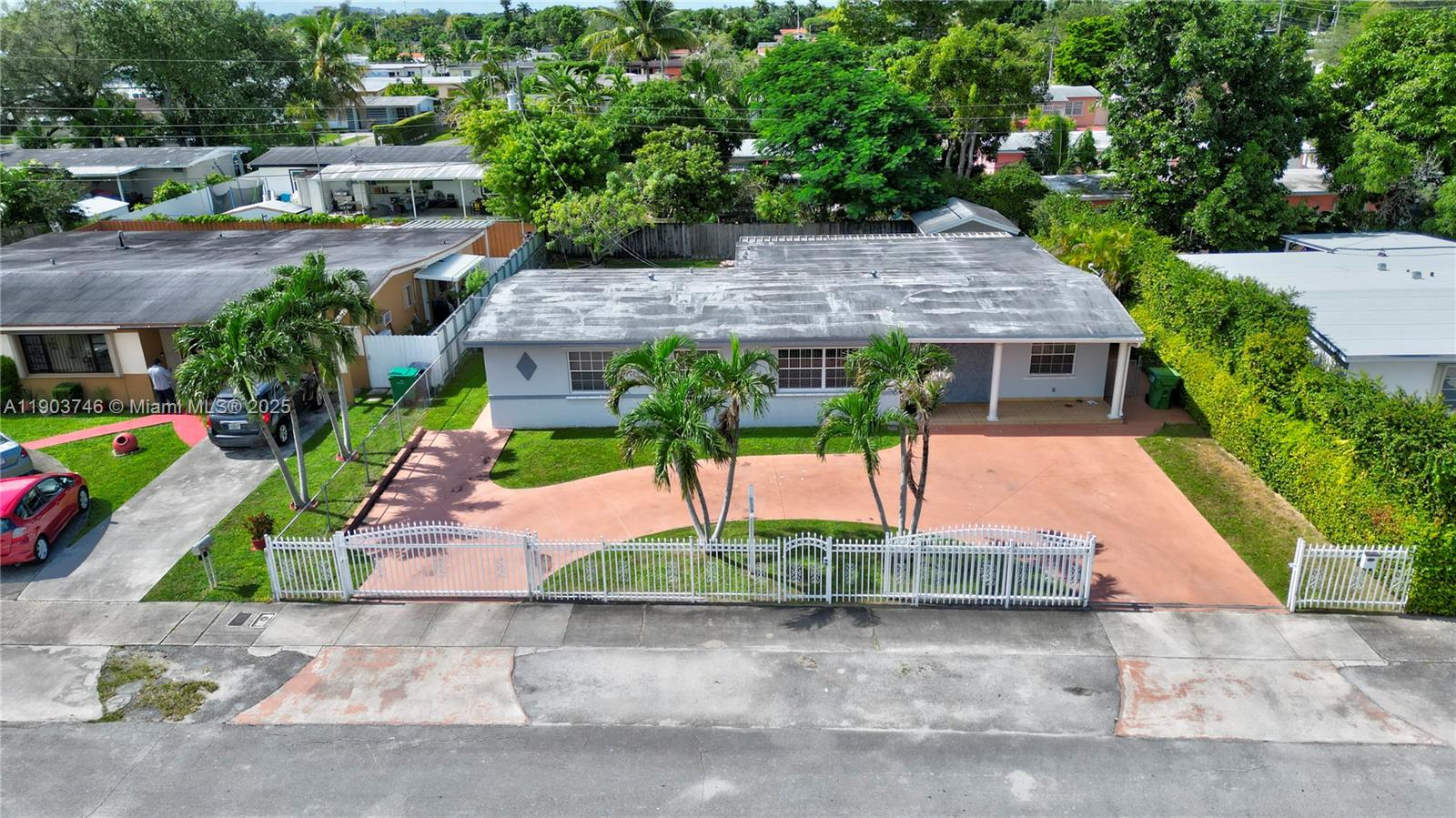 LEE MANOR 2ND ADDN - Residential