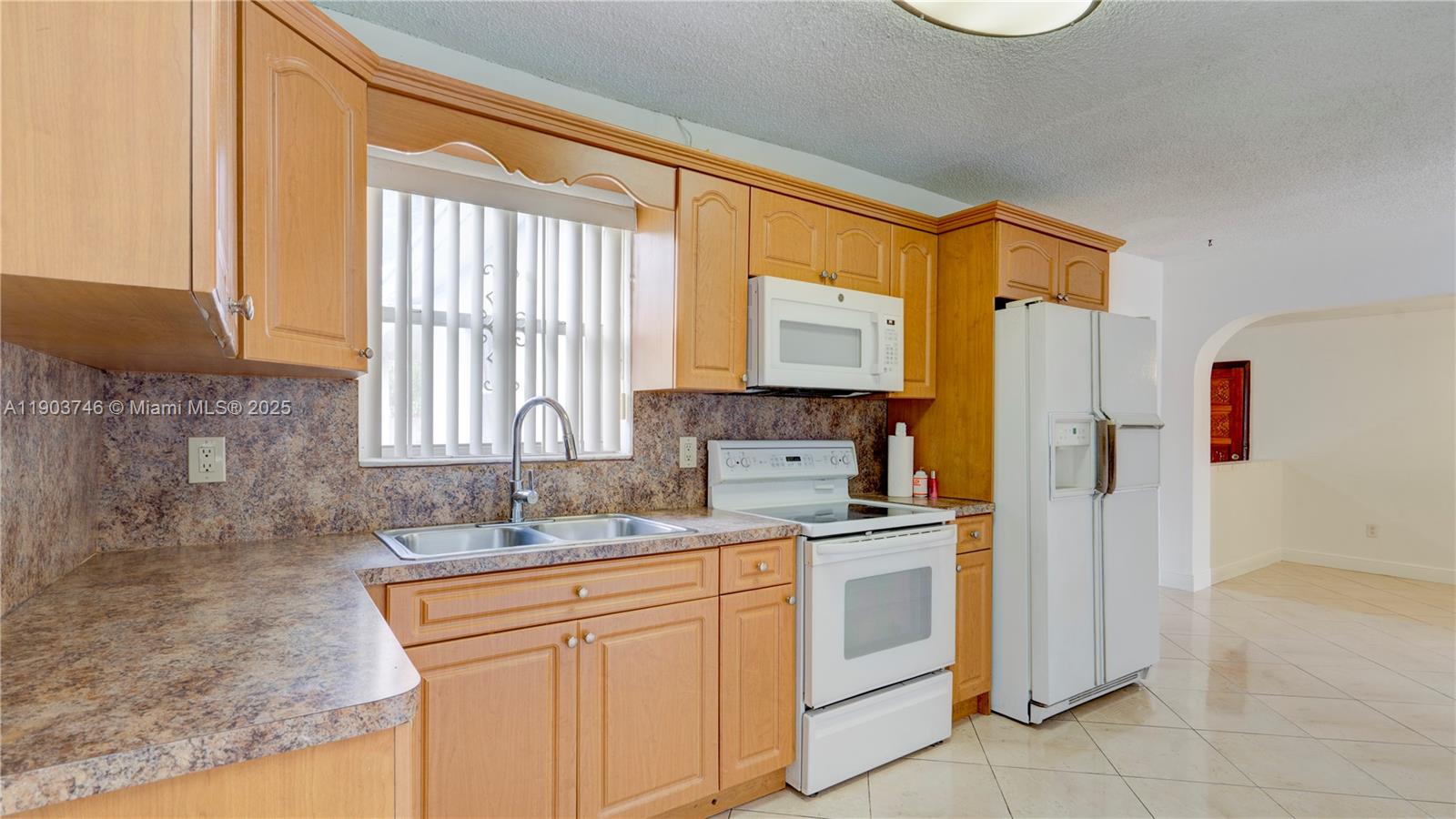 LEE MANOR 2ND ADDN - Residential