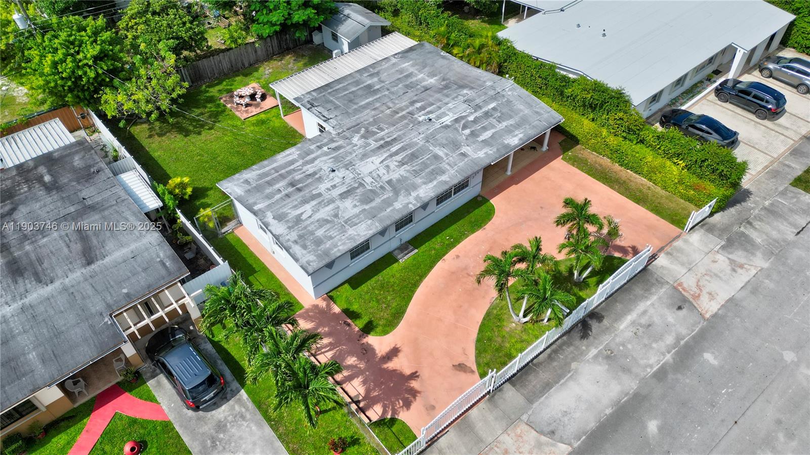 LEE MANOR 2ND ADDN - Residential