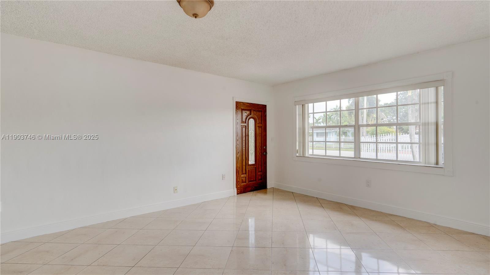 LEE MANOR 2ND ADDN - Residential