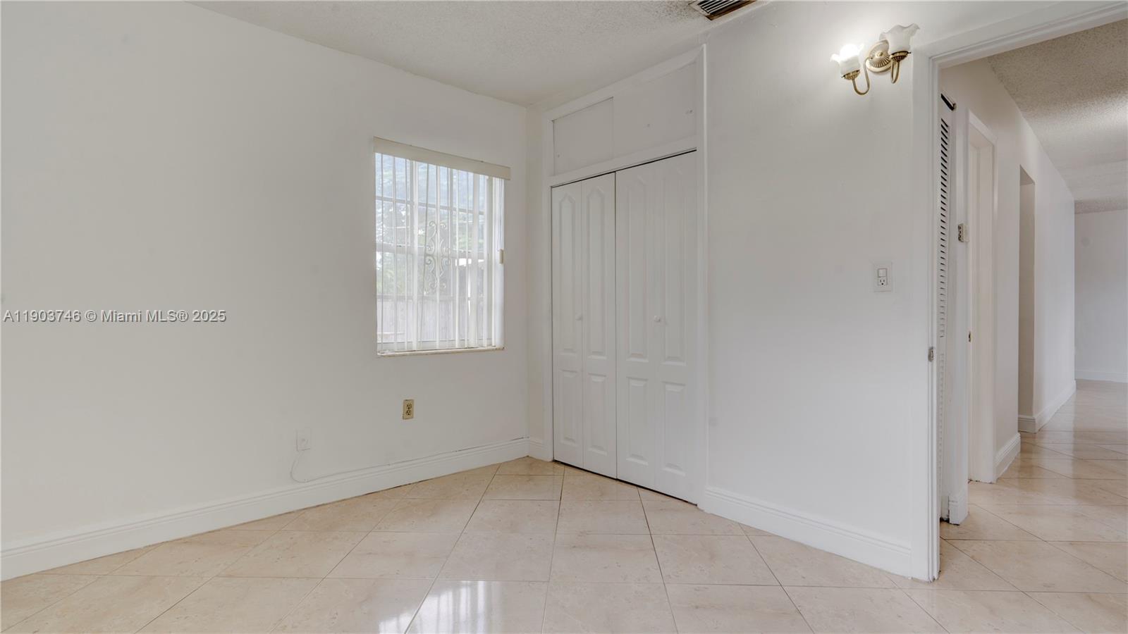 LEE MANOR 2ND ADDN - Residential