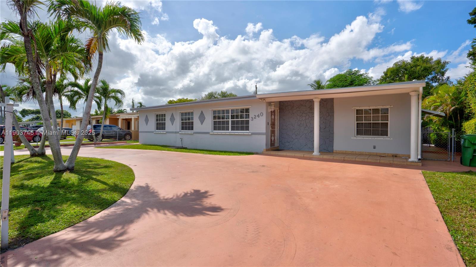 LEE MANOR 2ND ADDN - Residential