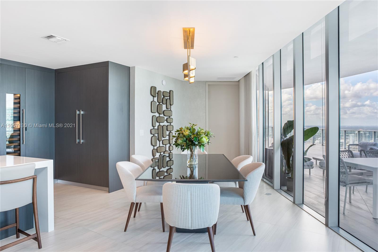 PARAMOUNT MIAMI WORLDCENT - Residential