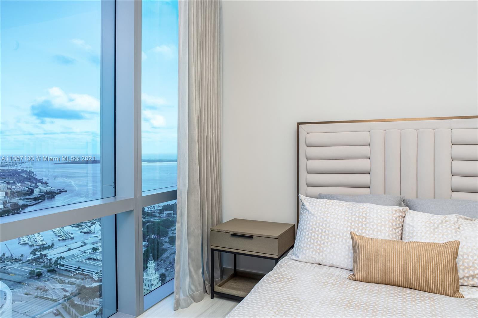 PARAMOUNT MIAMI WORLDCENT - Residential