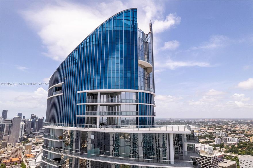 Stunning Penthouse with 4 Bedrooms plus Den and 5 bathrooms. Fully furnished by famous interior designer Adriana Hoyos. Largest terrace in the building. This unit is unique in the building as it is the only one that has over 2,500 sqft of terrace for entertainment. You will feel on top of the world! The building features an extraordinary array of action-packed amenities that includes the country's first outdoor soccer field to be featured in a high-rise residential development; two tennis courts; multiple resort-style pools; lush parks; spa baths, and a Tai Chi deck among others. PARAMOUNT Miami Worldcenter is the condominium tower with the Most Amenities in the World with buyers from over 50 countries!