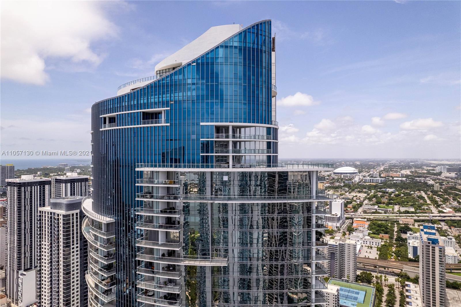 PARAMOUNT MIAMI WORLDCENT - Residential