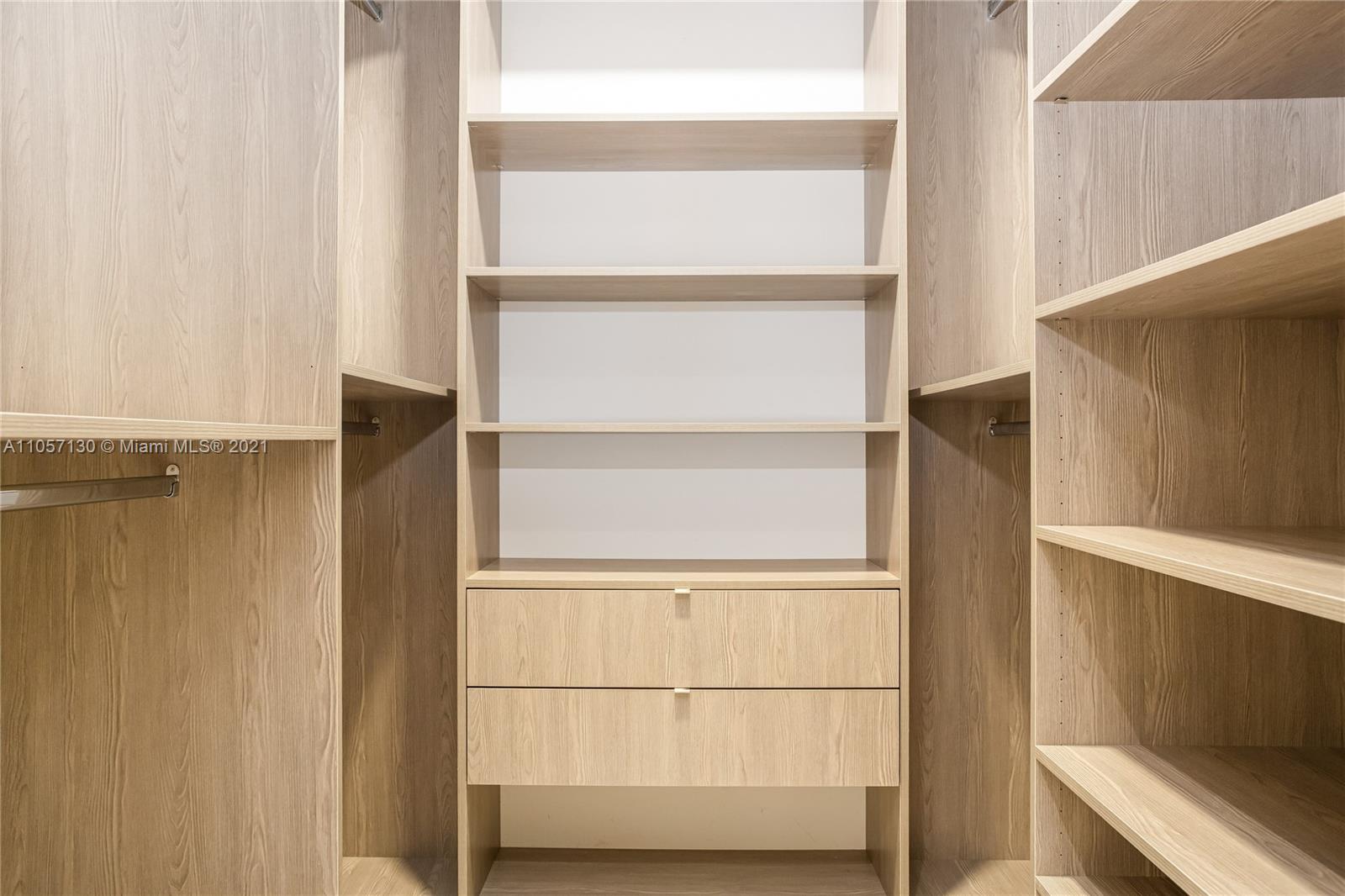 PARAMOUNT MIAMI WORLDCENT - Residential