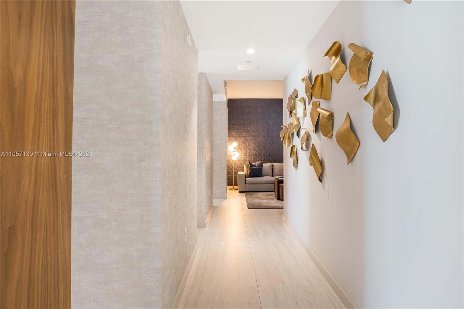 PARAMOUNT MIAMI WORLDCENT - Residential