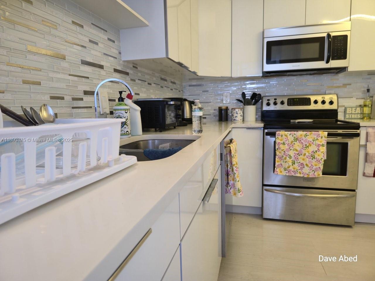 EDGEWATER ARMS CO-OP - Residential Lease