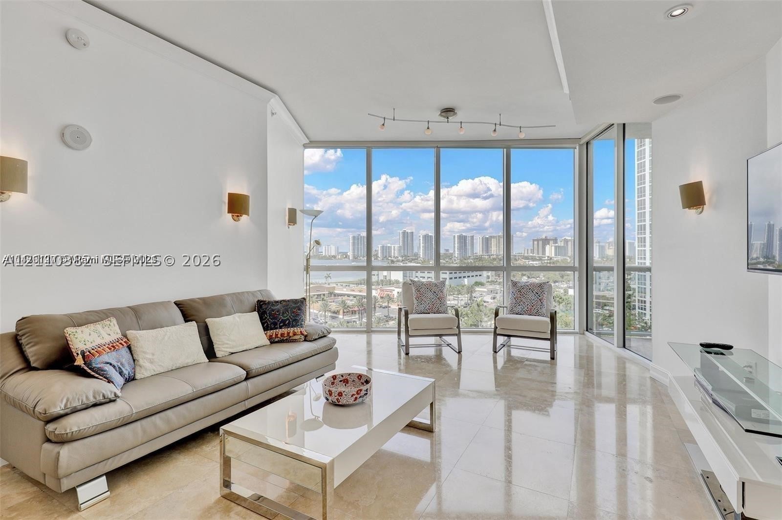 18101 Collins Ave 1003
