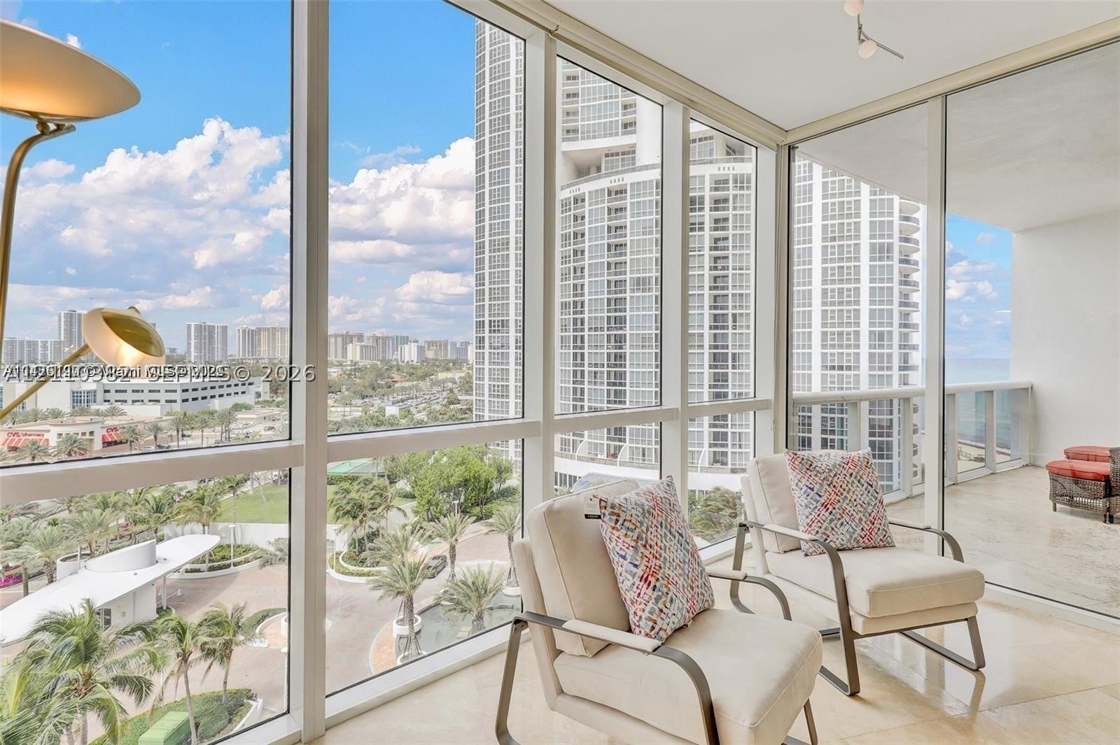 18101 Collins Ave 1003