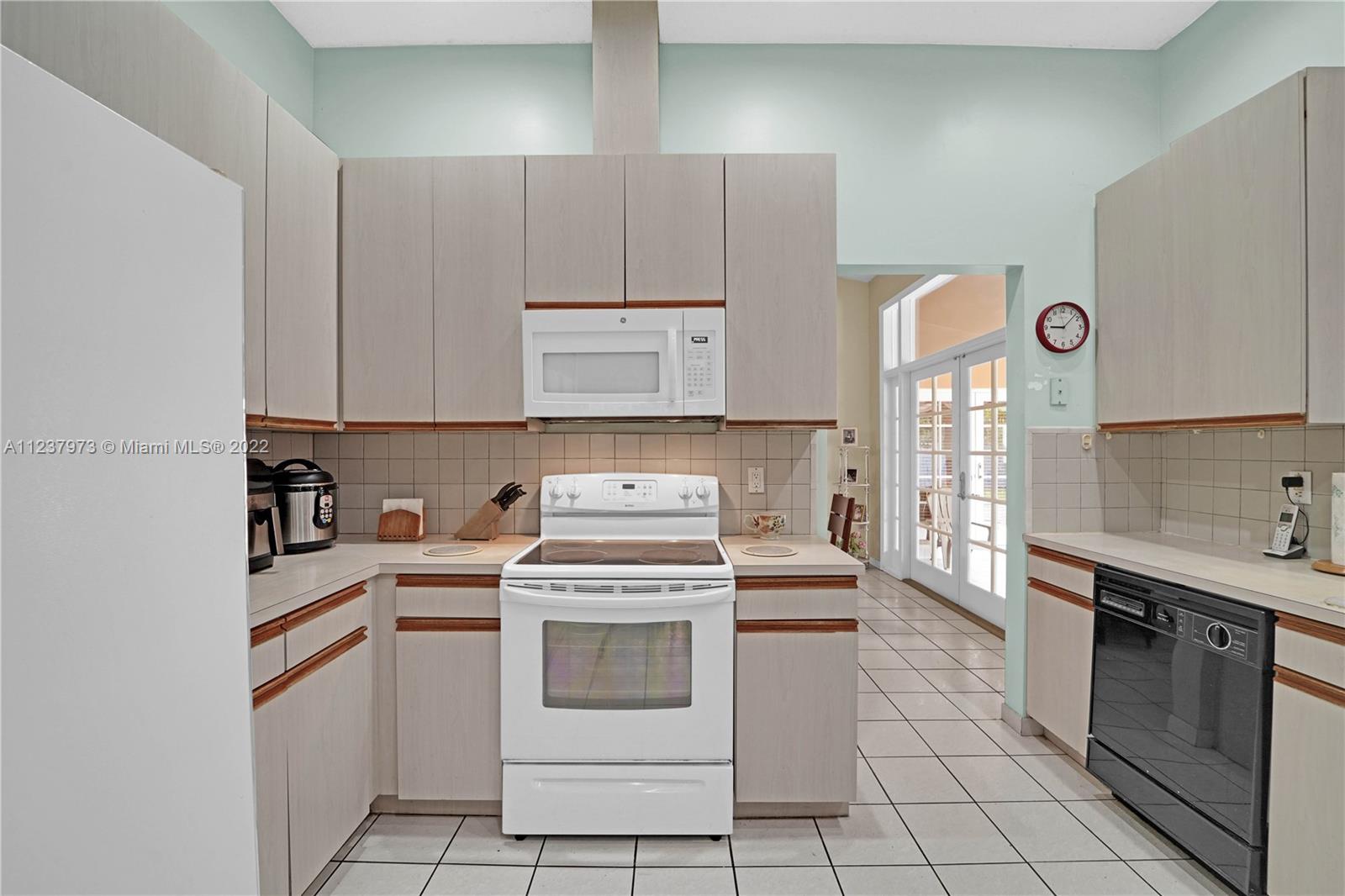 HAPPY FARMS ACRES 2 - Residential