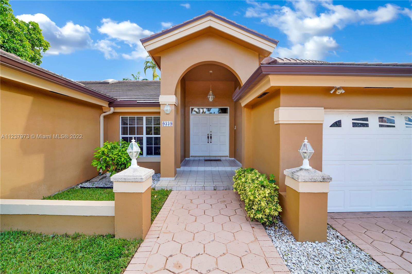 HAPPY FARMS ACRES 2 - Residential