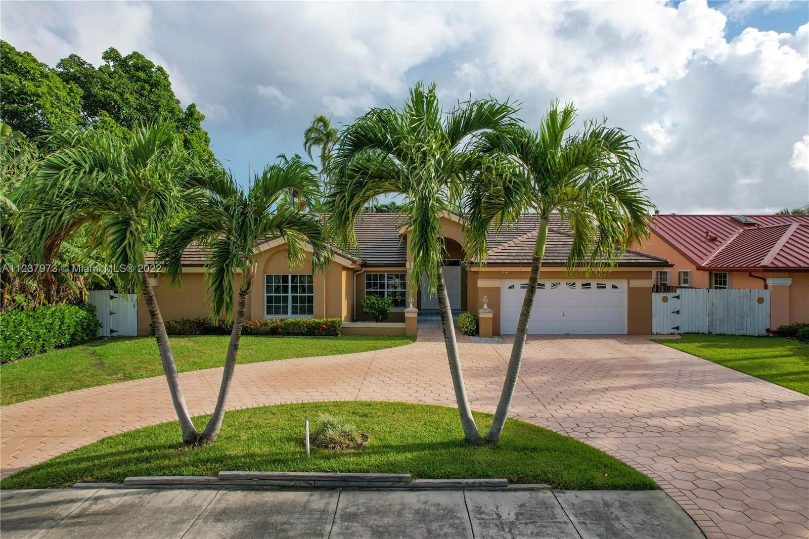 HAPPY FARMS ACRES 2 - Residential