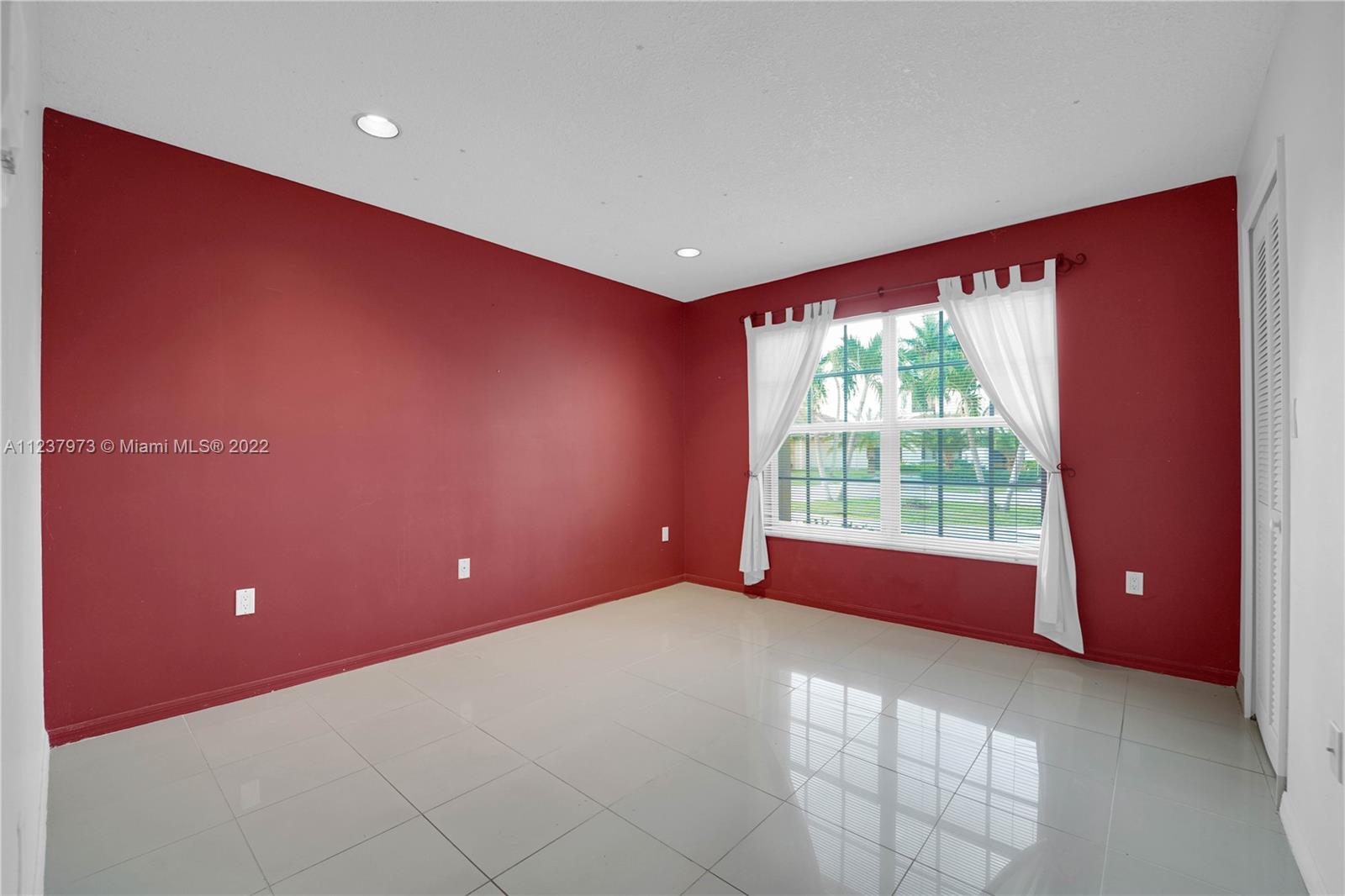 HAPPY FARMS ACRES 2 - Residential