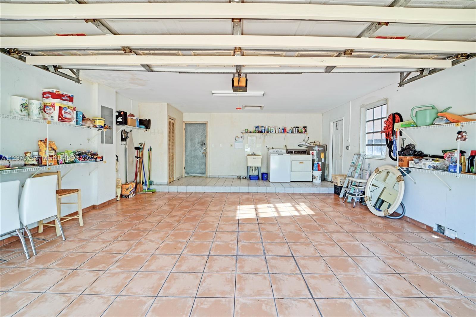 HAPPY FARMS ACRES 2 - Residential