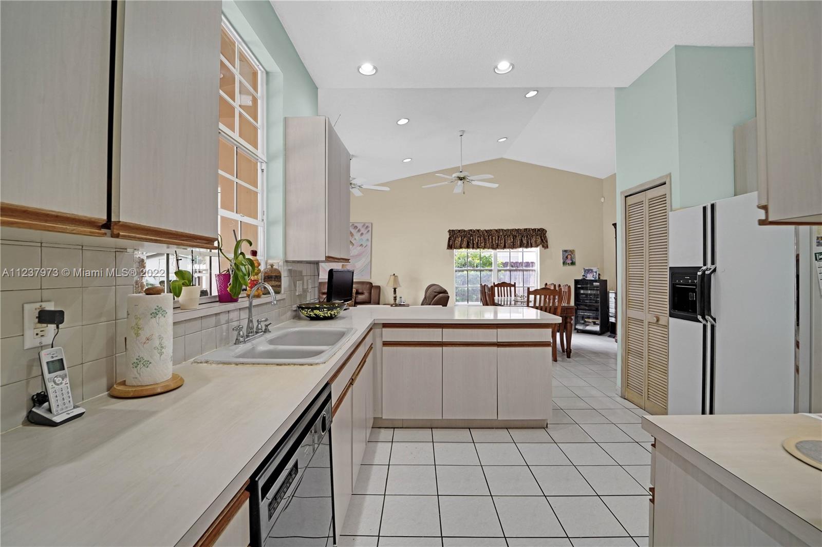 HAPPY FARMS ACRES 2 - Residential