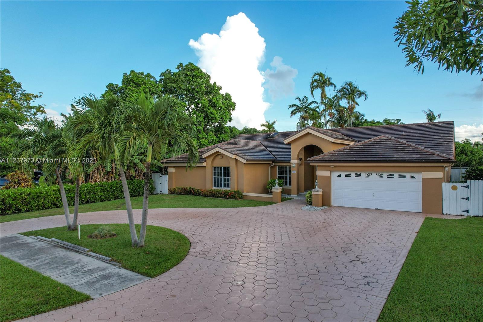 HAPPY FARMS ACRES 2 - Residential