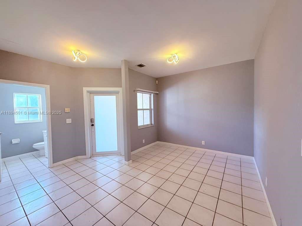 PEMBROKE SHORES - Residential Lease