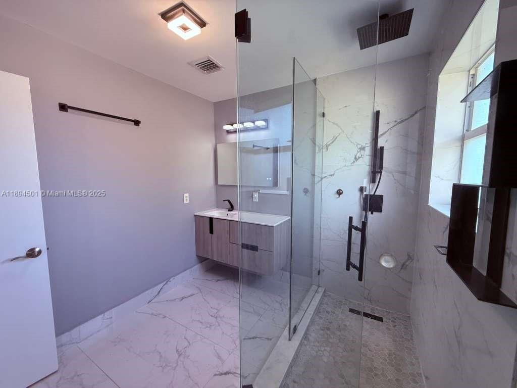PEMBROKE SHORES - Residential Lease